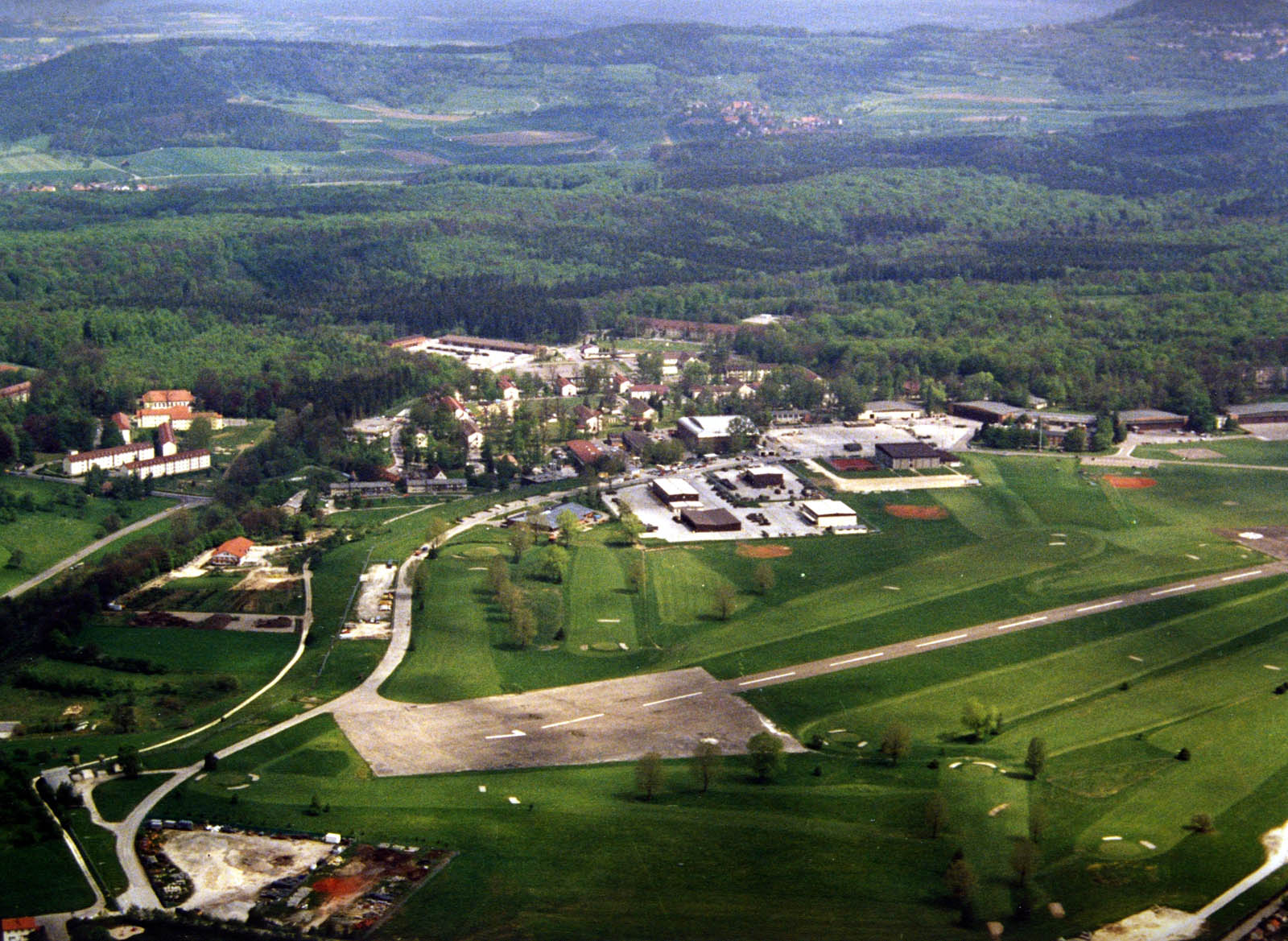 USAREUR Aerial Photos Cooke Bks 1950